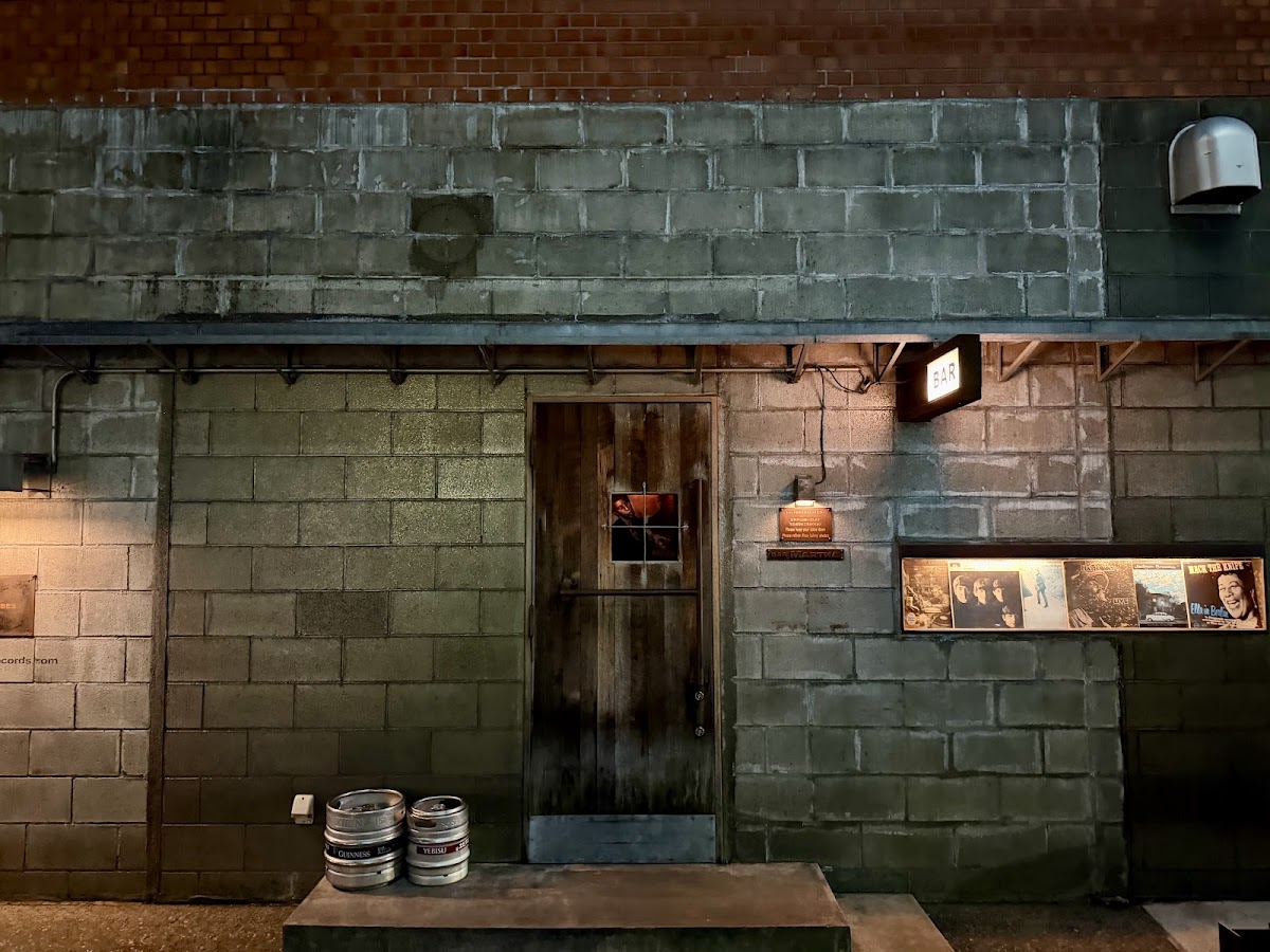 Bar Martha