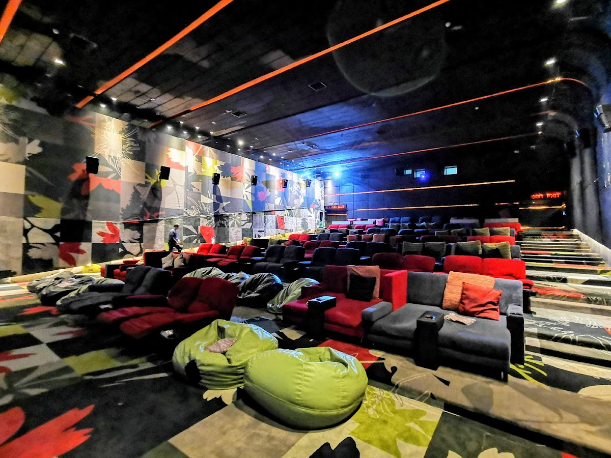 The Bed Cinema