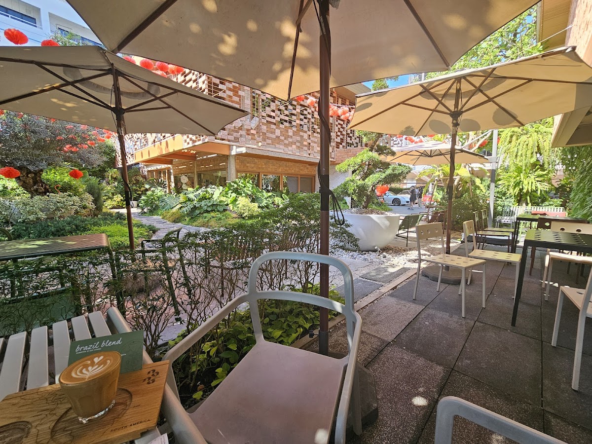 NANA Coffee Roasters Ari