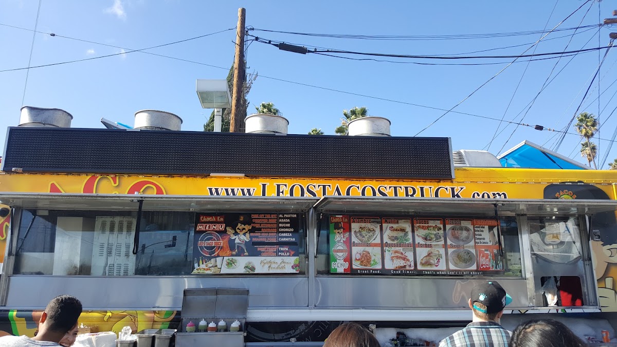Leo's Tacos Truck